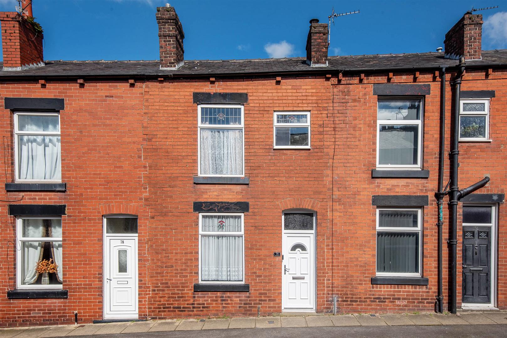 2 bed property in Corporation Street, Chorley